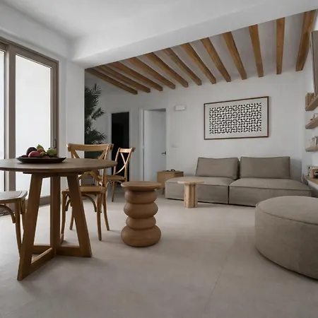 Апартаменты Reya *