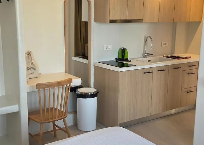 Апартаменты Reya Алики