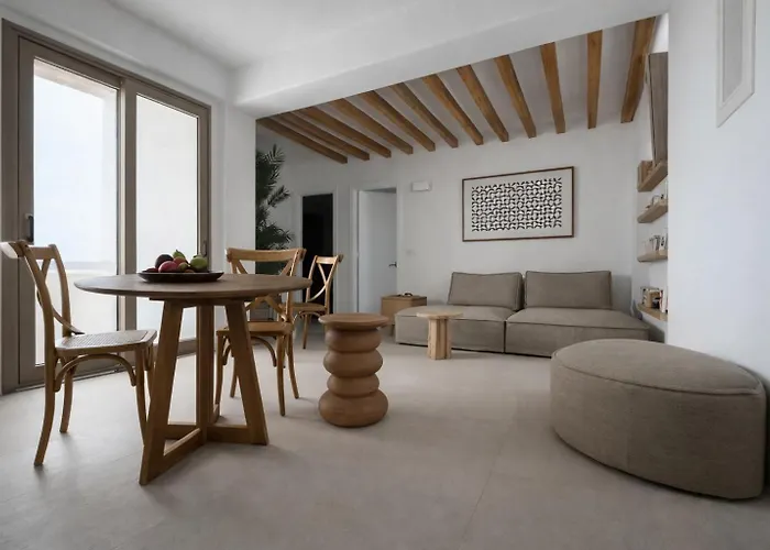 Апартаменты Reya *